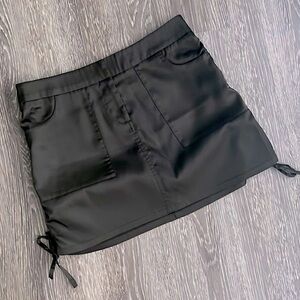 SMART SET Dark Green Satin Effect Mini Skirt, 3